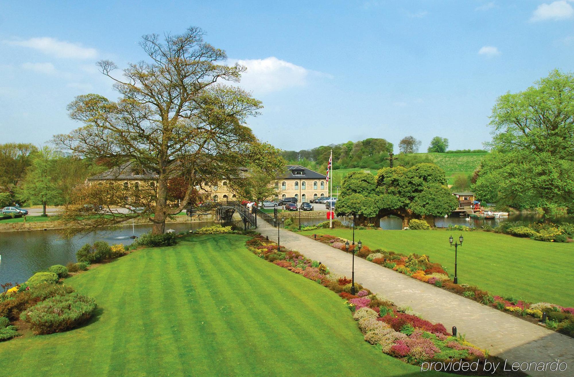 Waterton Park Hotel Wakefield Esterno foto