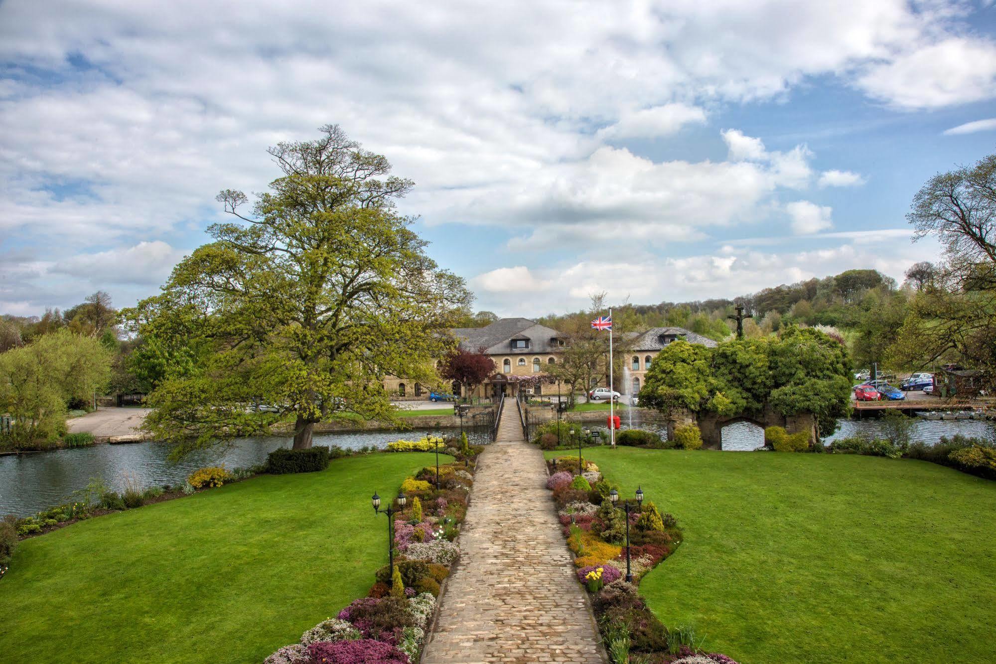 Waterton Park Hotel Wakefield Esterno foto